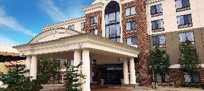 Holiday Inn Express & Suites Erie (Summit Township)