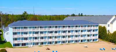 Fairview Beachfront Inn & Waterpark