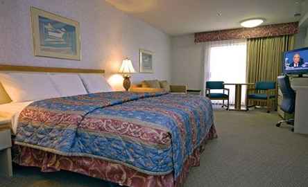 Shilo Inn Hotel & Suites