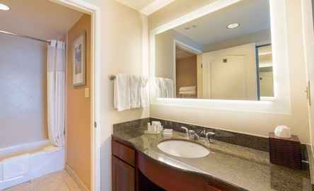 Homewood Suites by Hilton San Diego Airport - Liberty Station