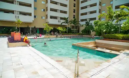 Hot Beach Suites