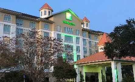 St. Augustine Hotel & Suites