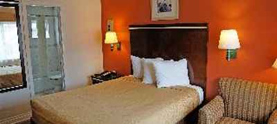 Redondo Inn & Suites