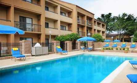 Courtyard Dallas Plano Parkway at Preston Road