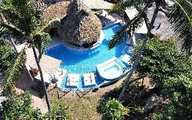 Hotel Ashly Loma Larga