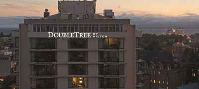DoubleTree by Hilton Hotel & Suites Victoria