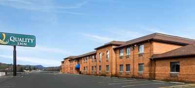 Baymont Inn & Suites Summersville