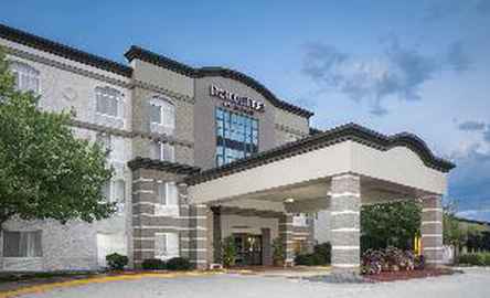 DoubleTree by Hilton Des Moines Airport