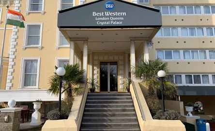 Euro Queens Hotel