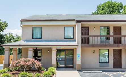 Days Inn by Wyndham Winston Salem North