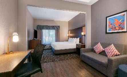 Wingate by Wyndham DFW / North Irving