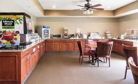 AmericInn Hotel & Suites Kalamazoo