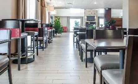 Comfort Suites