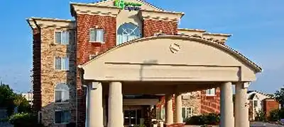 Holiday Inn Express & Suites Lexington-Downtown/university