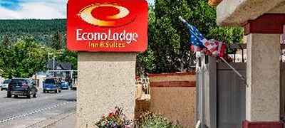 Econo Lodge Inn & Suites