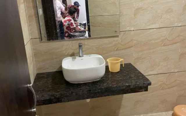 Capital O 82092 Hotel Bal Residency