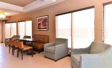 Holiday Inn Express & Suites Indio