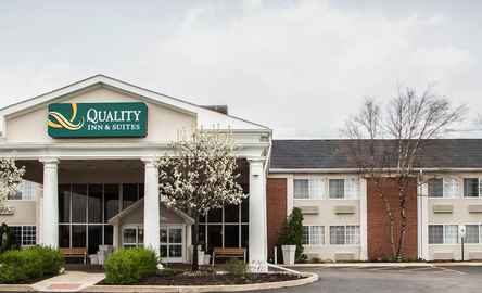 Quality Inn and Suites St Charles - West Chicago