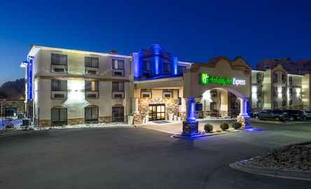 Holiday Inn Express & Suites Moab, an IHG Hotel