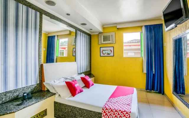 OYO Nobs Hotel