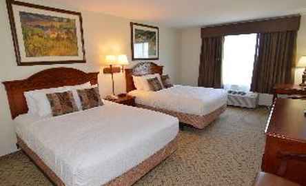 Crown Pointe Lodge