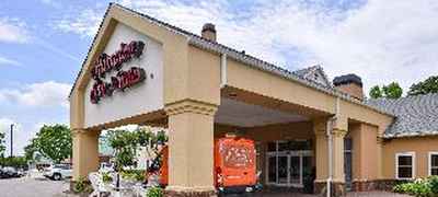 Hampton Inn & Suites Newport News