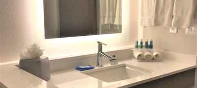 Holiday Inn Express & Suites Houston SW - Sharpstown