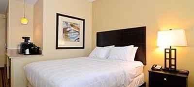 Comfort Inn & Suites Fort Campbell