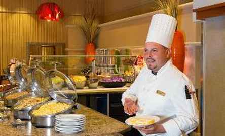 Embassy Suites by Hilton San Juan Hotel & Casino