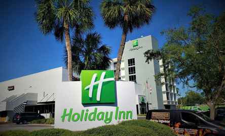 Holiday Inn Gainesville - University Center, an IHG Hotel