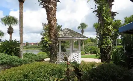 Maingate Lakeside Resort