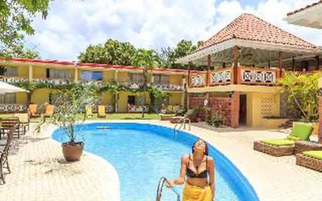 Sunset Shores Beach Hotel