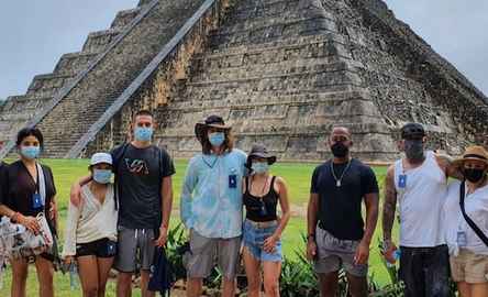 Chichén Itzá & Cenote Chichikan: Roundtrip from Mérida, Entry + Lunch