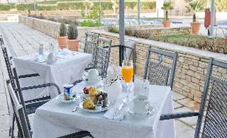 VIP Executive Santa Iria Hotel