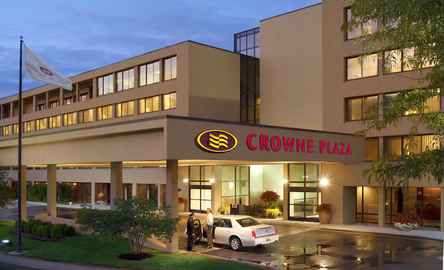 Crowne Plaza Indianapolis Airport, an IHG Hotel