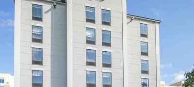 Hampton Inn