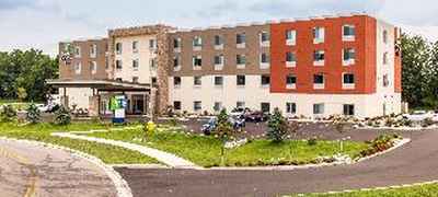 Holiday Inn Express & Suites ELKHART NORTH