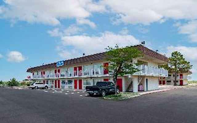 Motel 6