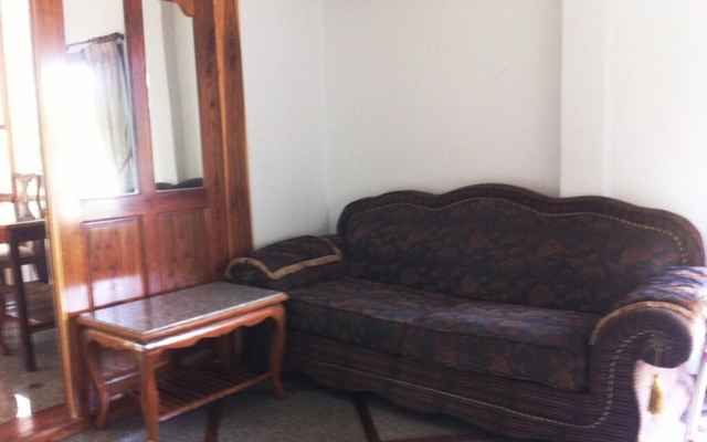 Lert Prasert House