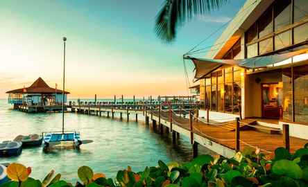 Decameron Aquarium