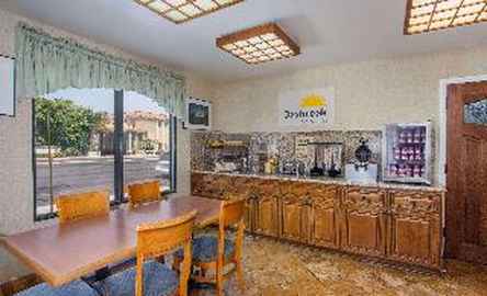 Ramada Anaheim West