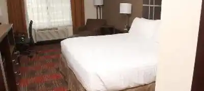 Holiday Inn Express & Suites La Vale - Cumberland