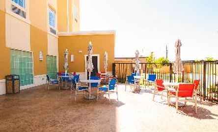 Holiday Inn Express & Suites Stillwater - University Area