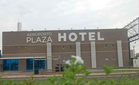 Aeroporto Plaza Hotel
