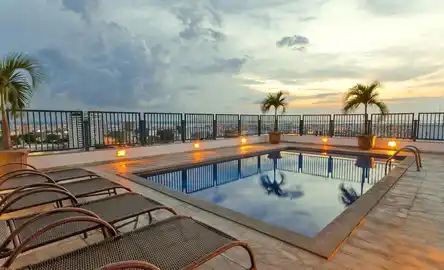 Hotel Adrianópolis All Suítes
