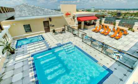 Ramada Plaza Resort and Suites Orlando International Drive