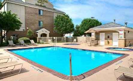 Holiday Inn Express & Suites Dfw-Grapevine