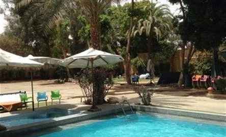 Rezeiky Hotel and Camping Luxor