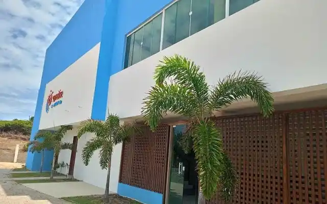 Paradise Beach Club
