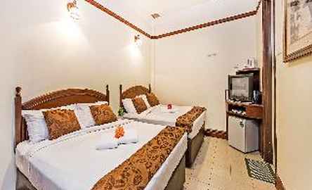 Hotel 81 Classic